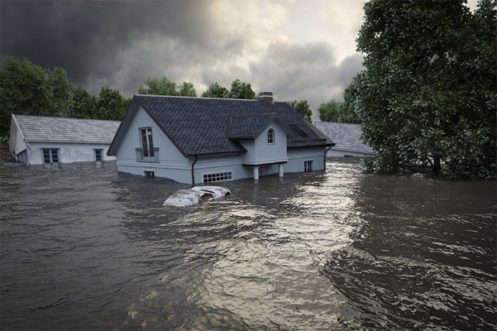 005_170541054 Der Alptraum jedes Hausbesitzers: Das Eigenheim unter Wasser.