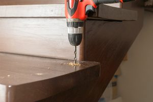 Um eine komfortable Treppe zu bauen, ist insbesondere auf die richtige Steigung zu achten