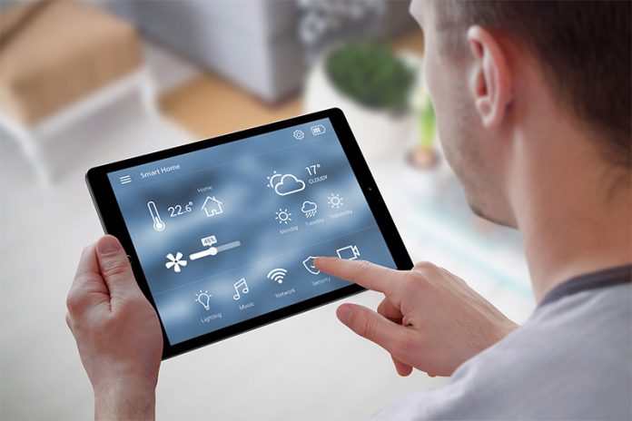 303_110841731 Das Smart Home kann auch Ihr Eigenheim sicherer, effizienter und vor allem intelligenter machen.